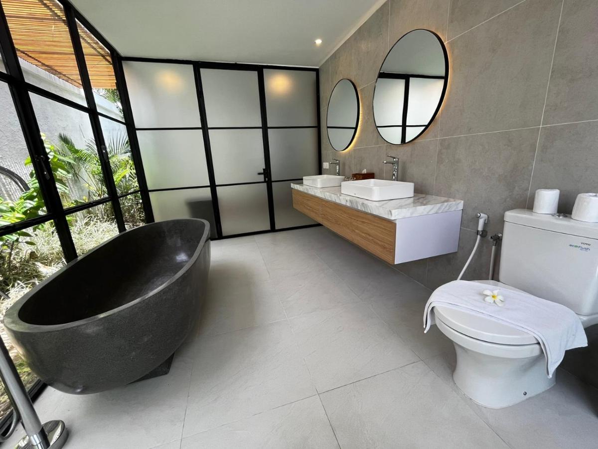 The Kon'S Villa Bali Seminyak Exterior photo