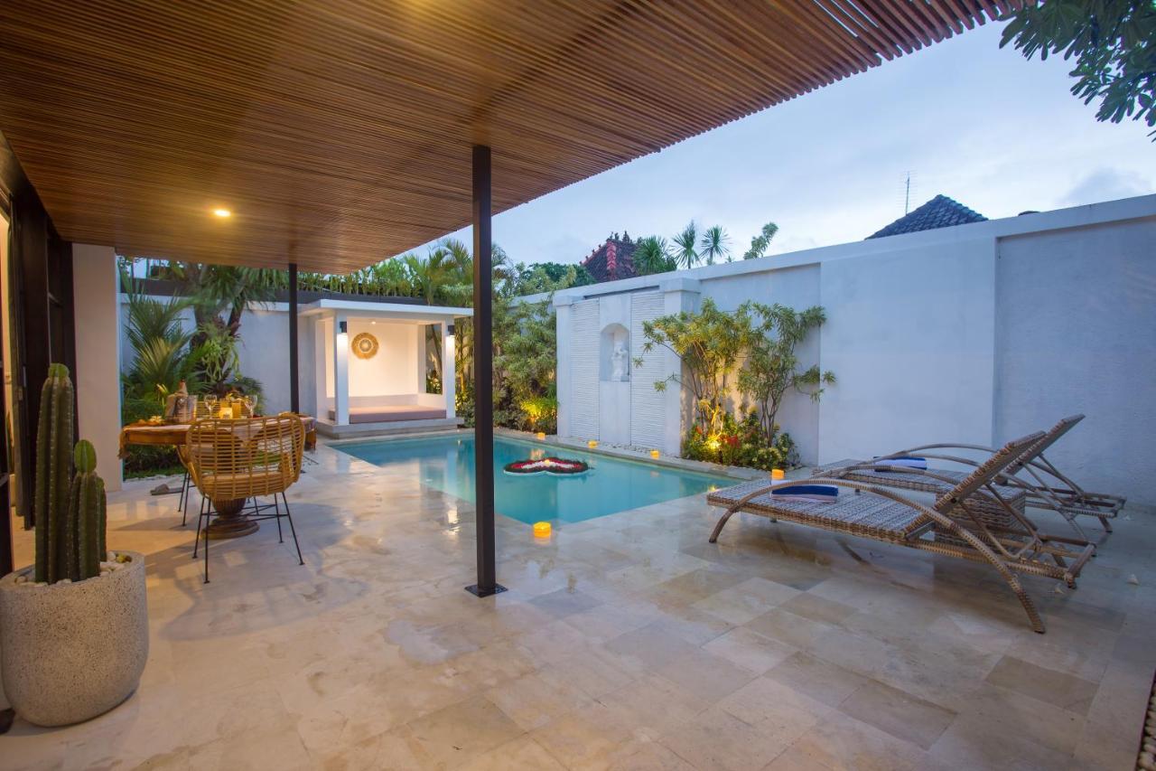 The Kon'S Villa Bali Seminyak Exterior photo
