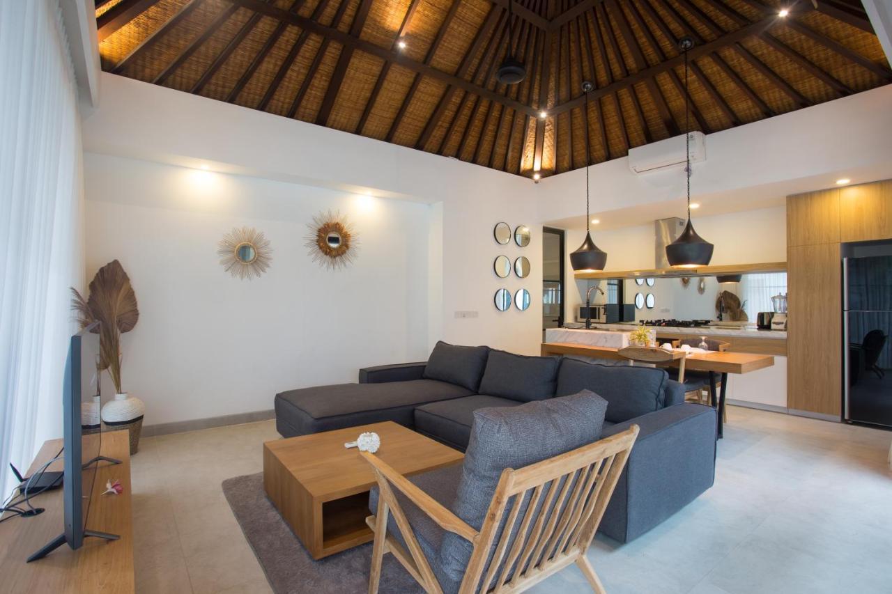 The Kon'S Villa Bali Seminyak Exterior photo
