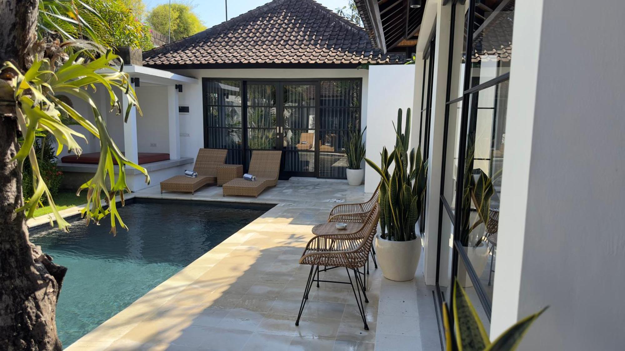 The Kon'S Villa Bali Seminyak Exterior photo