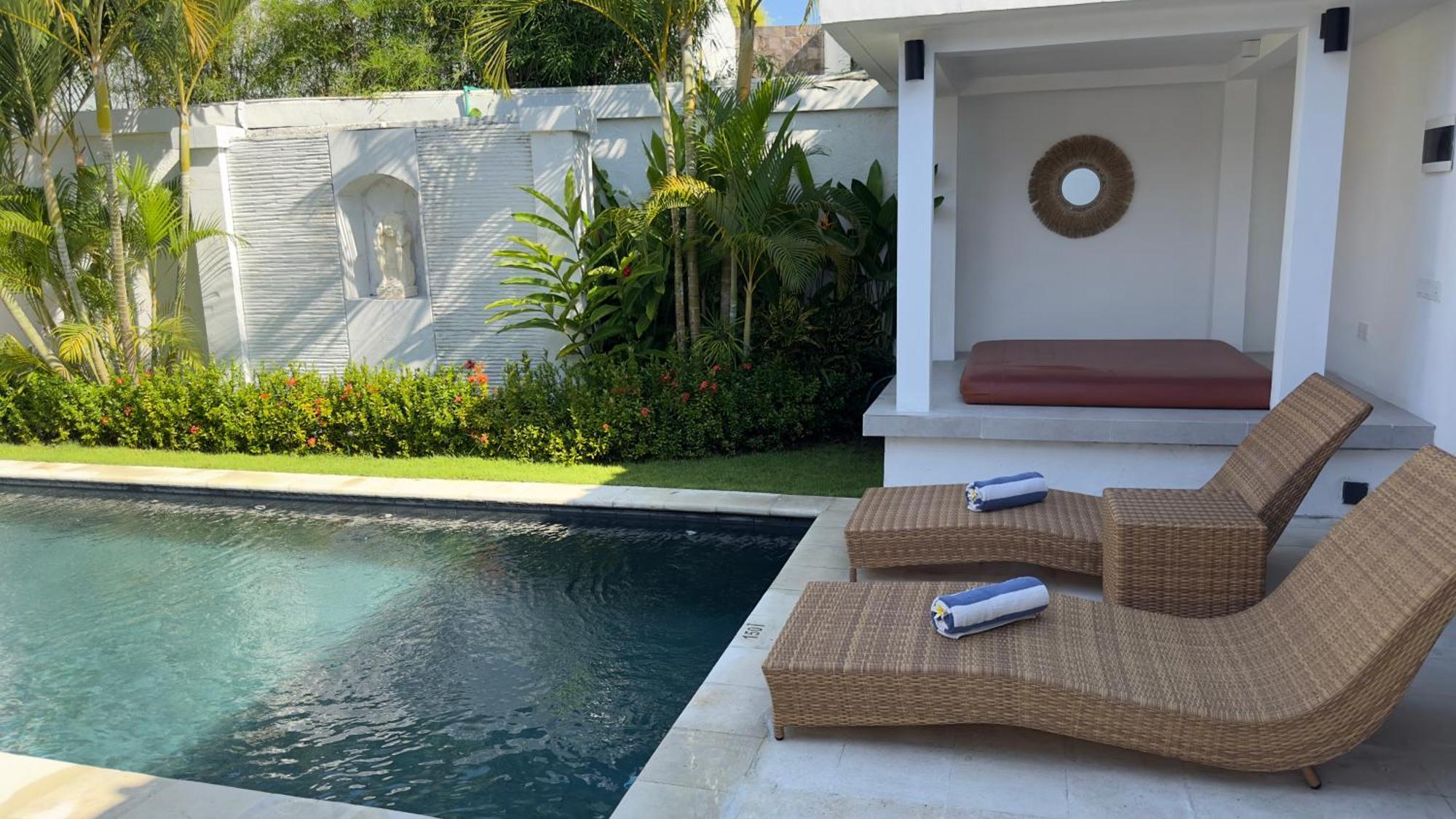 The Kon'S Villa Bali Seminyak Exterior photo